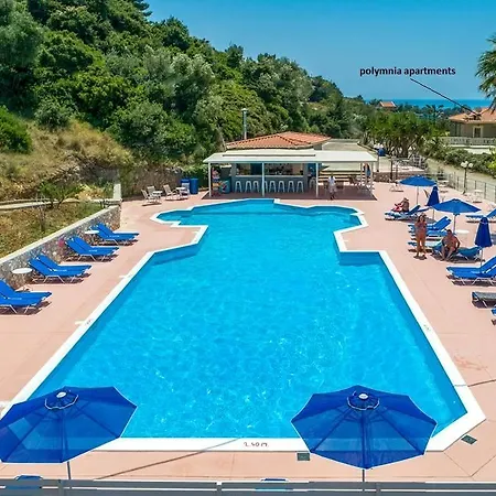 Polymnia Lassi דירה *